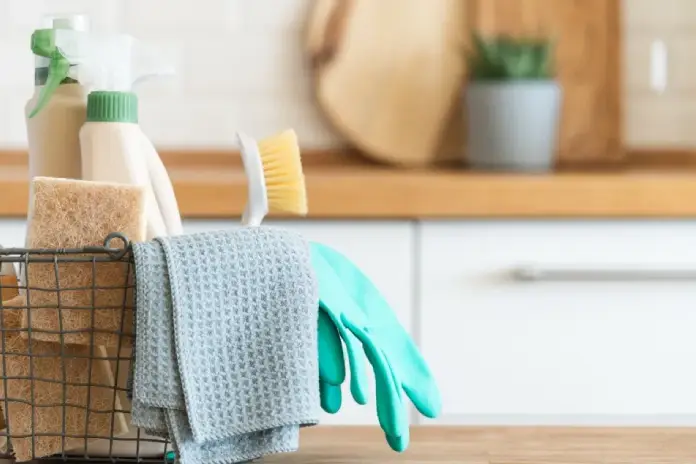 Чем отмыть кухню и что нельзя смывать в раковину