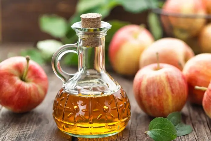 Сияние и сила: как яблочный уксус для волос преображает уход